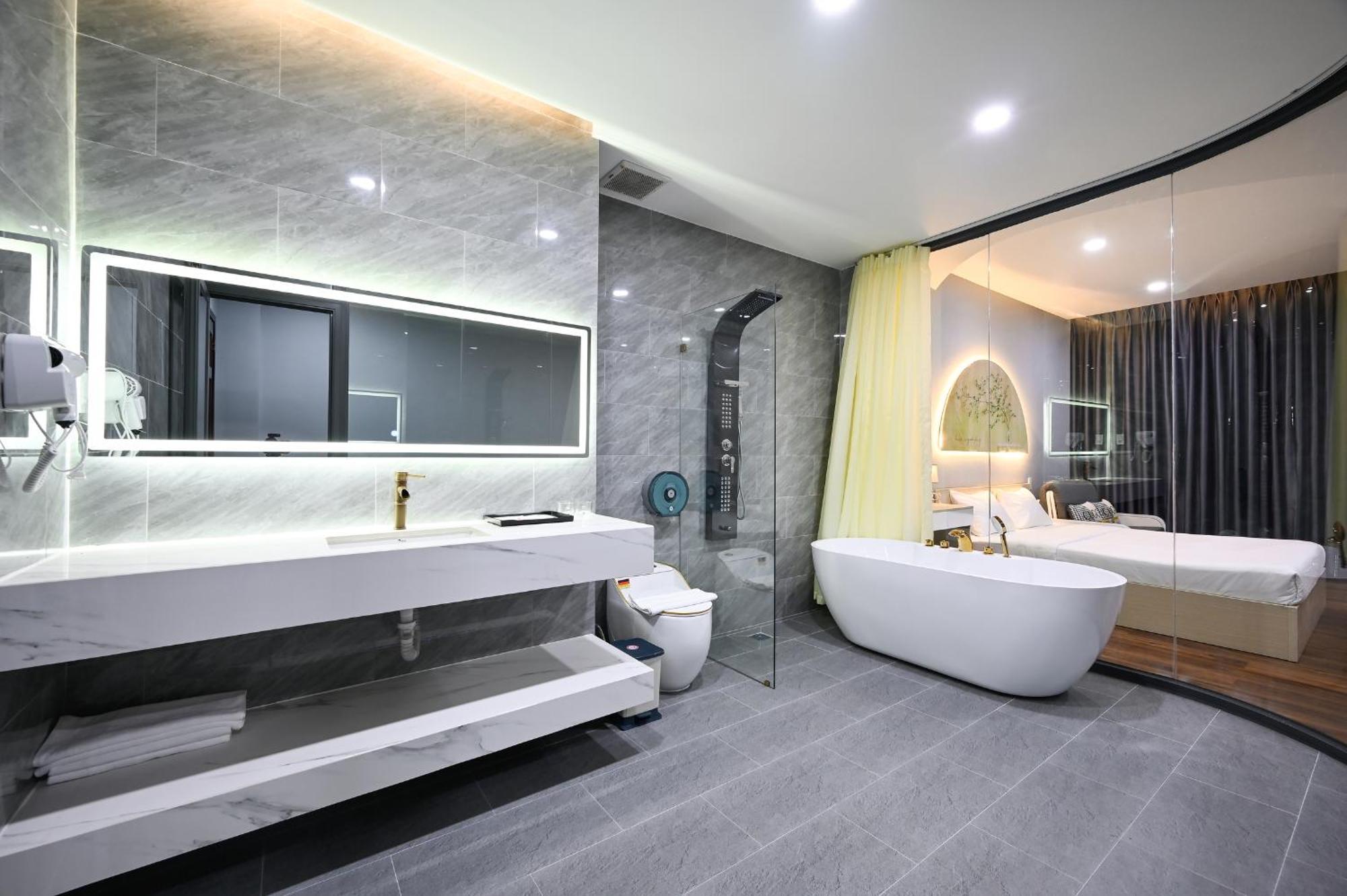 Sunrise Airport Hotel Ho Chi Minh City Exterior photo