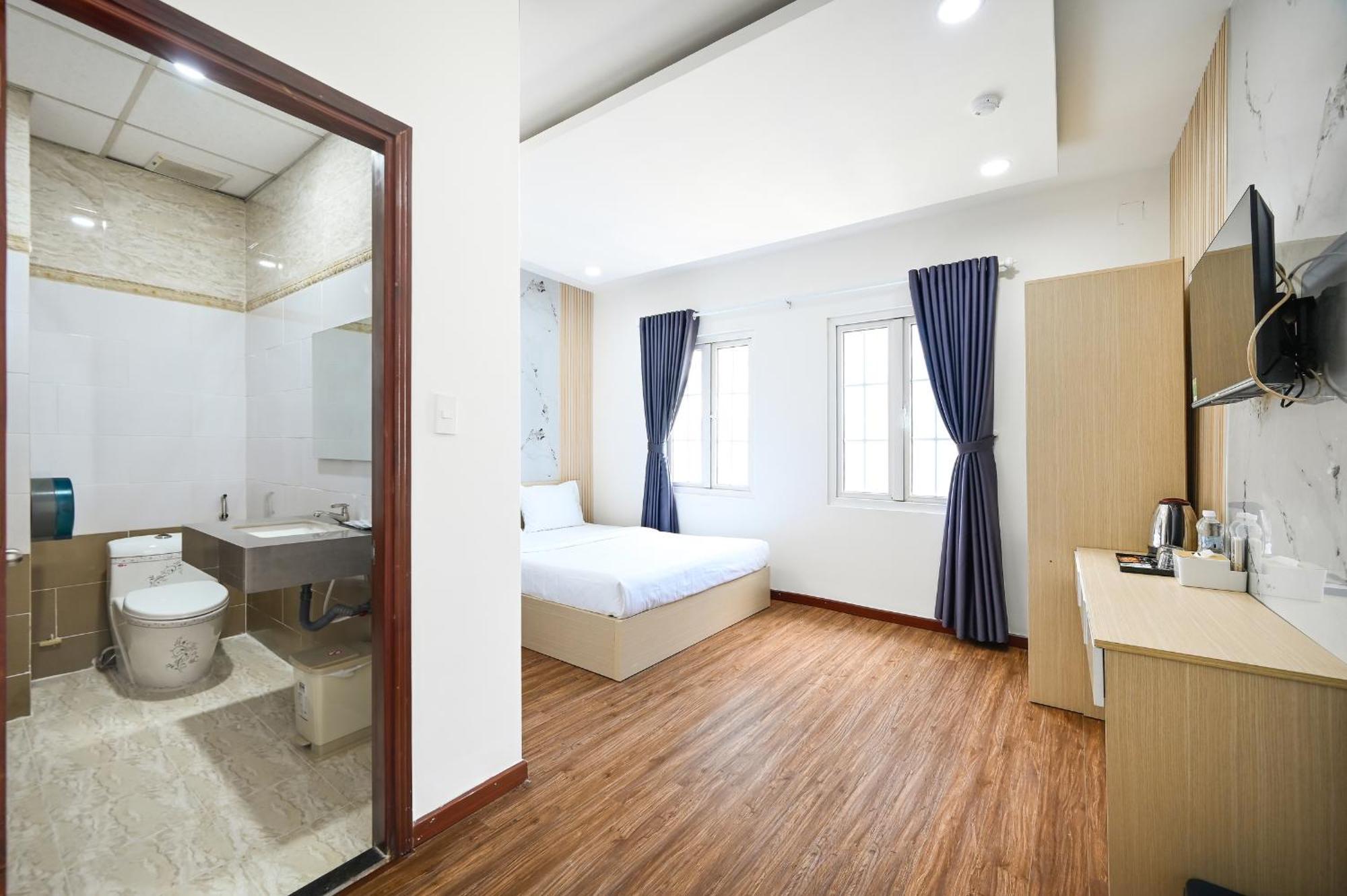 Sunrise Airport Hotel Ho Chi Minh City Exterior photo